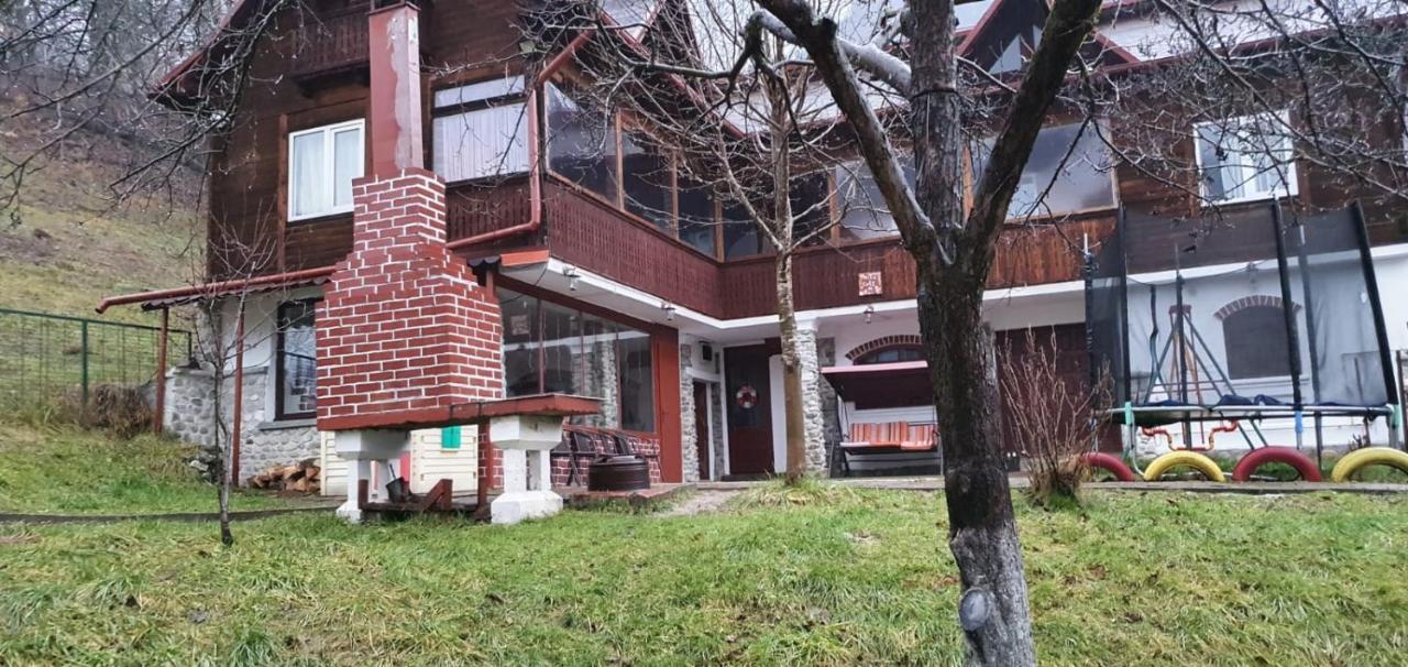 Casa Colt De Rai Villa เบรโซย ภายนอก รูปภาพ