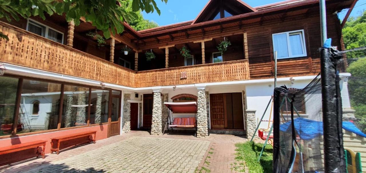 Casa Colt De Rai Villa เบรโซย ภายนอก รูปภาพ