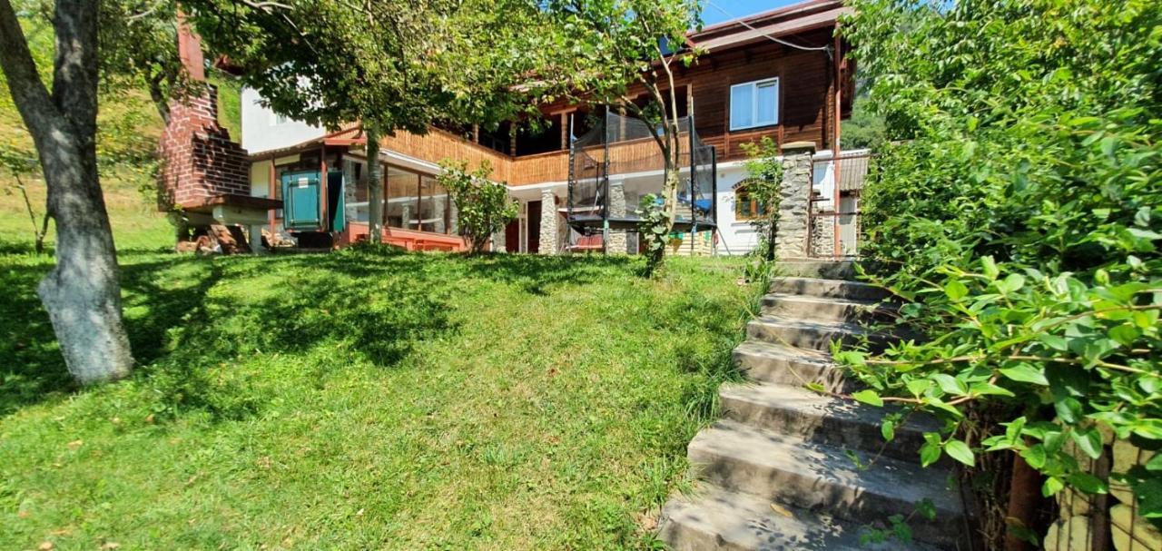 Casa Colt De Rai Villa เบรโซย ภายนอก รูปภาพ