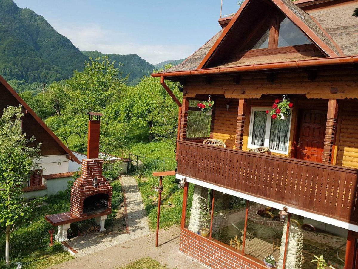 Casa Colt De Rai Villa เบรโซย ภายนอก รูปภาพ