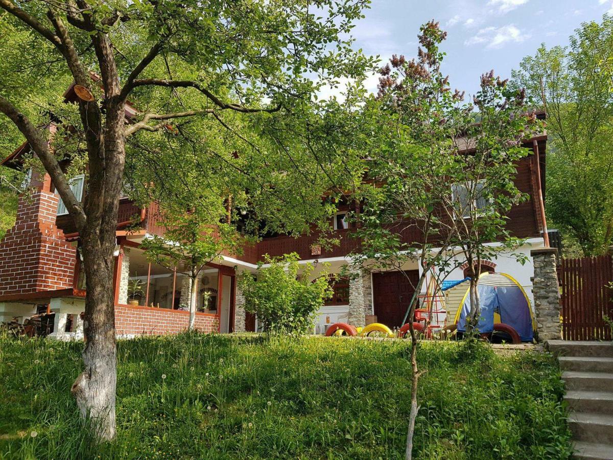 Casa Colt De Rai Villa เบรโซย ภายนอก รูปภาพ